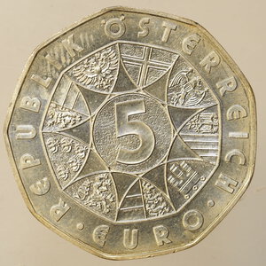 reverse: EURO – AUSTRIA – 5 EURO IN ARGENTO – 2004 100 JAHRE FUSSBALL