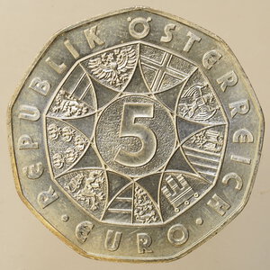 reverse: EURO – AUSTRIA – 5 EURO IN ARGENTO – 2006 OSTERREICHISCHE PRASIDENTSCHAFT IM RAT DER EU