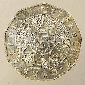 reverse: EURO – AUSTRIA – 5 EURO IN ARGENTO – 2002 250 JAHRE TIERGARTEN SCHONBRUNN