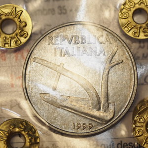 reverse: REPUBBLICA ITALIANA – 10 LIRE 1999 DA ROTOLINO SENZA MARCHIO DI ZECCA FDC PERIZIATA 