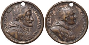 obverse: ROMA. Innocenzo XI (1676-1689). Medaglia con San Pietro Celestino. Anno V. AE (19,60 g - 34 mm). Miselli 127. Forata, MB.