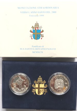 reverse: Vaticano. Giovanni Paolo II. 1978-2005. Dittico 10.000 Lire + 10.000 Lire 1999. Anno Santo del 2000. 5° Serie. Ag. 