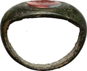 obverse: Bronze ring with carnelian intaglio engraved with 