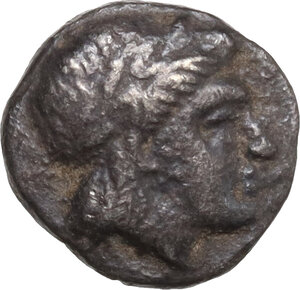 obverse: Aeolis, Autokane. AE 10 mm, c. 400-300 BC