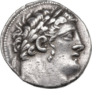 obverse: Phoenicia, Tyre. AR Shekel. Dated CY 45 (82/1 BC)