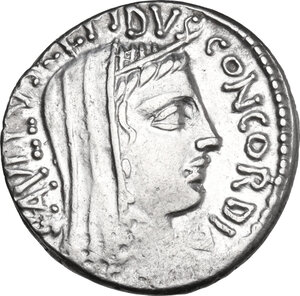 obverse: L. Aemilius Lepidus Paullus. Denarius, Rome mint, 62 BC. Obv: Rev: TCr. 415/1, B. 10 (Aemilia)