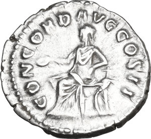 reverse: Lucius Verus (161-169). AR Denarius, 161 AD