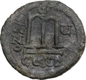 reverse: Tiberius II Constantine (578-582). AE Follis. Constantinople mint. Dated year 5 (578/9 AD)