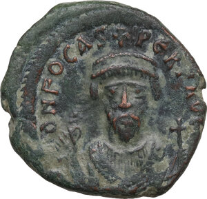 obverse: Phocas (602-610). AE Half Follis. Constantinople mint, 603-610 AD