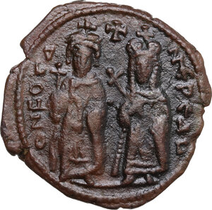 obverse: Phocas with Leontia (602-610). AE Follis, Theupolis (Antioch) mint, dated RY 4 (605-606)