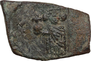obverse: Justinian II (First Reign, 685-695). . AE Follis, Syracuse mint, 686-687