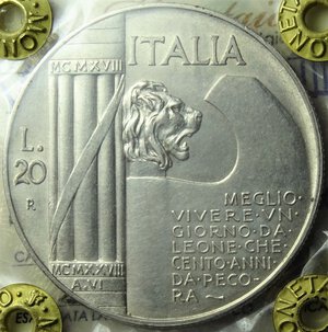 reverse: Vittorio Emanuele III , 20 lire Elmetto 1928 perizia SPL FDC 