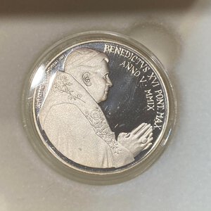 reverse: Vaticano. Monetazione in Euro. Benedetto XVI. 5 Euro 2009 