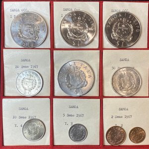 reverse: ESTERE. SAMOA. Lotto di 10 monete con cartellino di vecchia raccolta. Alte conservazioni qFDC/FDC