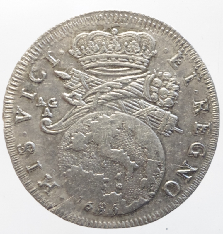 reverse: Zecche Italiane. Napoli. Carlo II. Tar 1685. Peso 5,54 g. Diametro 26,04 mm. P.R. 12. qSPL.