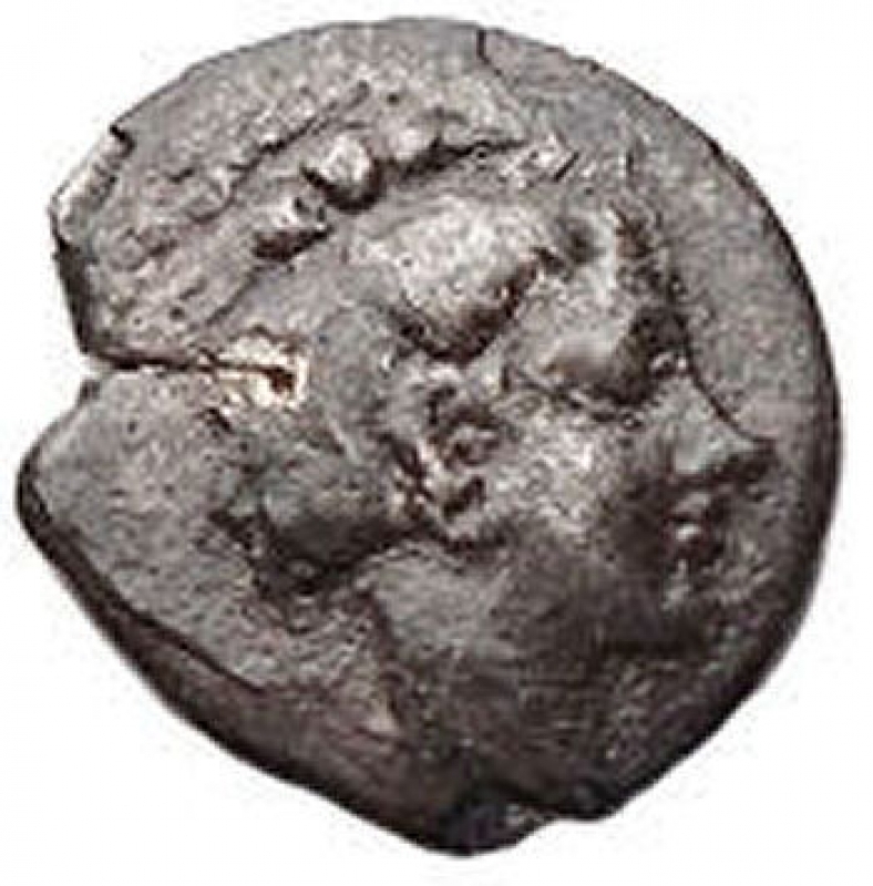 obverse: Mondo Greco - Syracuse. Second Democracy. 466-405 BC. AR Hemilitron, c. 440-430 BC. Obv: Head of nymph Arethusa facing right. Rev: Wheel with four spokes; six pellets (mark of value) within. Weight: 0.34 gr. Diameter: 8.8 x 9.2 mm. VF. Toned. Rare