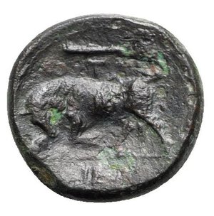 reverse: Sicily, Syracuse. Hieron II (275-215 BC). Æ (20mm, 5.79g, 6h), c. 275-269 BC. Wreathed head of Kore l. R/ Bull butting l.; club and T above; IE in exergue. CNS II, 192 Rl 19; HGC 2, 1469. Dark green patina, near VF