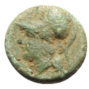 obverse: Latium, Aquinum (or Cales), c. 265-240 BC. Æ (17.5mm, 5.33g, 6h). Helmeted head of Athena l. R/ Cock standing r.; star to l. HNItaly 432. Rare, green patina, Good Fine - near VF