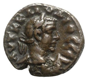 obverse: Claudius II (268-270). Egypt, Alexandria. BI Tetradrachm (22.5mm, 8.82g, 11h), year 1 (AD 268/9). Laureate, draped and cuirassed bust r. R/ Eagle standing r., head l., holding wreath in beak. Köln 3015; Dattari 5414; Milne 4225; Emmett 3878. Good VF