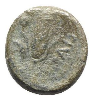 reverse: Northern Lucania, Paestum, after 211 BC. Æ Uncia (13.5mm, 2.18g, 12h). Wreathed head of Demeter r.; pellet behind. R/ Grain ear; caduceus and pellet to l. Crawford 7/4; HNItaly 1204. Rare, green patina, Good Fine