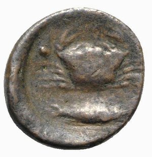 reverse: Sicily, Akragas, c. 415-406 BC. Æ Hexas (19.5mm, 7.61g, 12h). Eagle, with head lowered, standing r. on fish. R/ Crab; fish r. below; two pellets on either side of crab. CNS I, 72; SNG ANS 1050; HGC 2, 148. Near VF