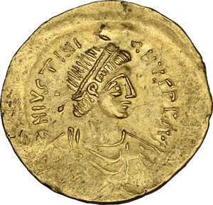 obverse: Justinian I (527-565).. AV Semissis, Constantinople mint, 527-552 AD