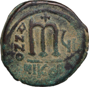 reverse: Tiberius II Constantine (578-582).. AE Follis. Nicomedia mint, 2nd officina. Dated RY 7 (580/1)