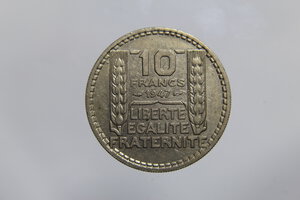 obverse: FRANCIA 10 FRANCS 1947 TURIN GROSSE TETE RAMEAUX COURTS COPPERNICKEL OTTIMO  BB