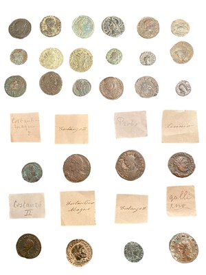 obverse: IMPERO ROMANO - Lotto di 26 monete in bronzo del III-V sec. d.C.
