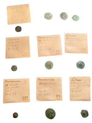 obverse: Lotto di 10 monete in bronzo del mondo greco e magno greco,