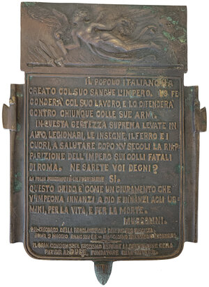 obverse: Benito Mussolini (1883-1945).. Grande placca 25x18 cm riportante la proclamazione dell Impero