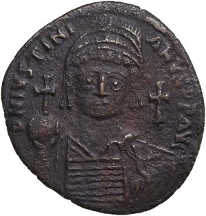obverse: Justinian I (527-565).. AE Follis, Carthage mint