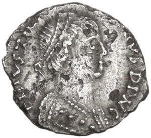 obverse: Justinian I (527-565).. AR 120 Nummi. Ravenna mint. Struck 552-565