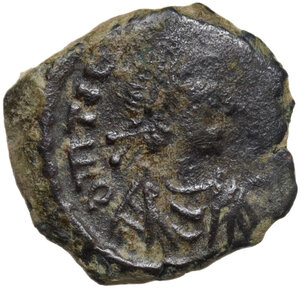 obverse: Tiberius II Constantine (578-582).. AE Pentanummium. Constantinople mint. Struck 579-582