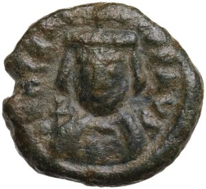 obverse: Heraclius (610-641).. AE Decanummium. Catania mint. Dated RY 9 (618/9)