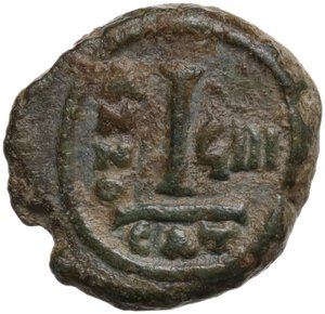 reverse: Heraclius (610-641).. AE Decanummium. Catania mint. Dated RY 9 (618/9)