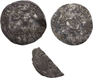 reverse: Napoli.  Ferdinando I d Aragona (1458-1494). Lotto di due (2) coronati. In lotto anche un coronato spezzato (volontariamente) a metà