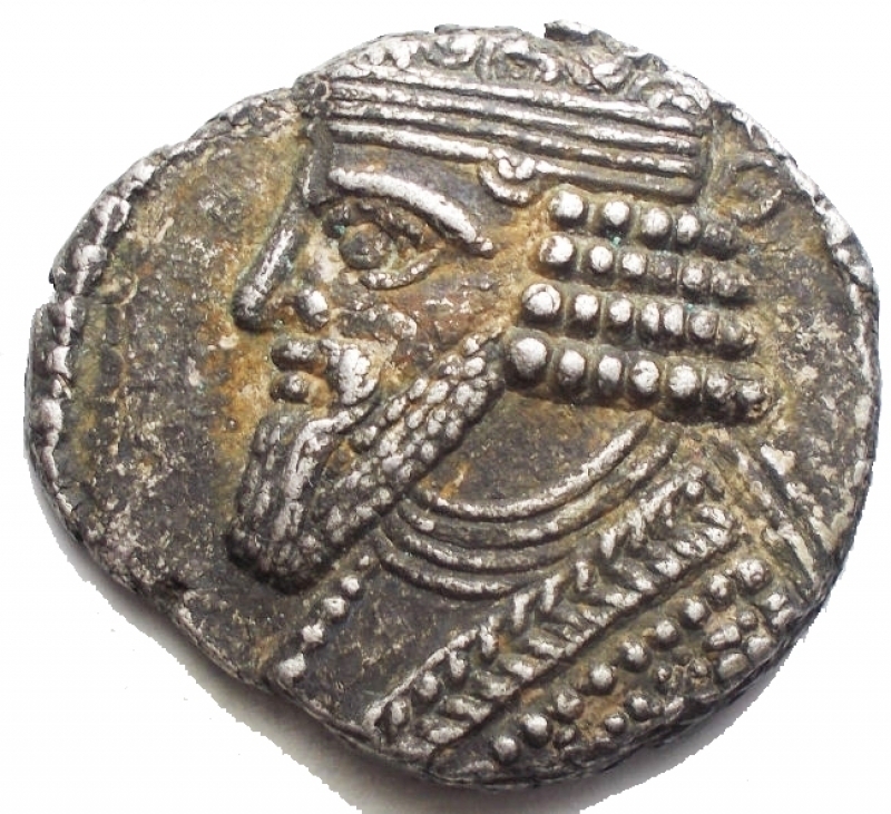 obverse: Mondo Greco - Re della Parthia. Seleucia. Gotarzes II (40-51). Tetradramma BI g 14,7. mm 28,5 x 26,1.qSPL. Intonsa con bella patina
