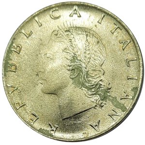 reverse: Repubblica Italiana ,20 lire 1981 Mezzaluna in incuso sotto il collo 