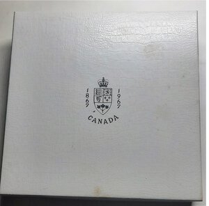reverse: CANADA, Elizabeth II ,  Serie  con argento FDC 1967 , Confezione prestige