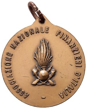 reverse: MEDAGLIE ITALIANE - Repubblica Italiana, medaglia associazione nazionale finanzieri , Verona maggio 1975, bronzo, con anello, diametro 3 cm, peso gr. 11,3, SPL.