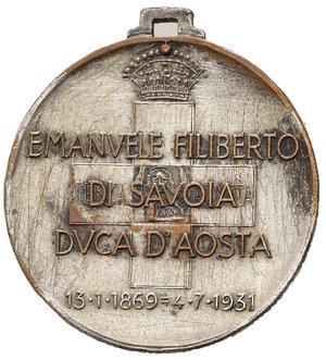 reverse: VENTENNIO FASCISTA - Medaglia Emanuele Filiberto di Savoia, al Duca invitto della IIII Armata, bronzo argentato, con attacco a staffa, 3.2 cm, peso gr. 12,5, BB/MB.