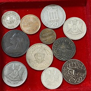 reverse: ESTERE. Lotto di 11 monete mondiali. Notata 1/2 piastra 1934 Repubblica Libanese. MB-BB