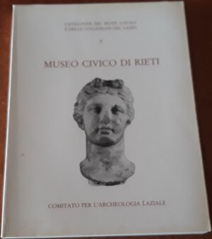 obverse: AA.VV. - Museo civico di Rieti. Roma, 1990, pp. 127 + 75 tavole nel testo in b/n con monete e reperti archeologici, ril edit., ottimo stato.