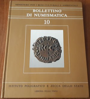 obverse: AA.VV.- Bollettino di Numismatica - Volume 10 - Roma, 1988, pp. 237, cartonato lucido. Ill. b/n e a colori nel testo, ottimo stato, tratta monetazione italiana antica e medievale.