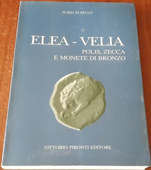 obverse: DI BELLO F. - Elea-Velia. Polis, zecca e monete di bronzo. Napoli, 1997, prima edizione, ril. Edit., ill. b/n nel testo, di grande formato, ottimo stato.