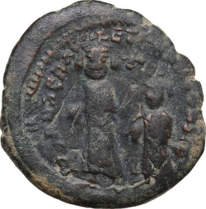 obverse: Heraclius, with Heraclius Constantine (610-641).. AE Follis. Constantinople mint, 3rd officina. Dated RY 4 (613/4)