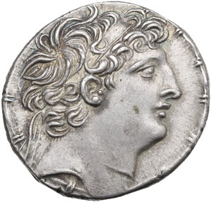 obverse: Seleucid Kings.  Antiochos VIII Epiphanes (Grypos) (121-96 BC).. AR Tetradrachm. Ake-Ptolemais mint. Struck 121/0-113 BC