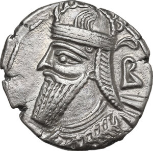 obverse: Kings of Parthia.  Vologases IV (147-191 AD).. BI Tetradrachm. Seleukeia on the Tigris mint. Dated .. 475 SE (AD 164)