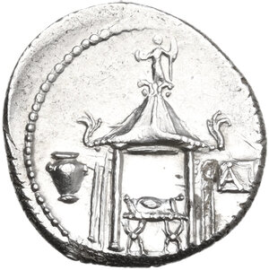 reverse: Q. Cassius Longinus. AR Denarius, Rome mint, 55 BC